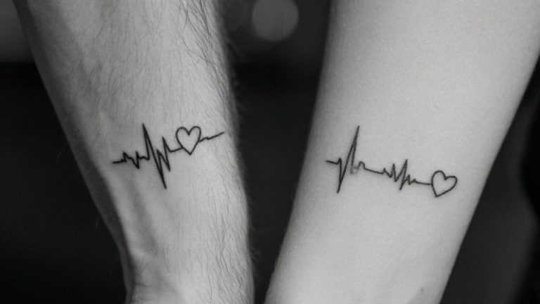 15 Minimalist Couple Tattoos with Timeless Appeal