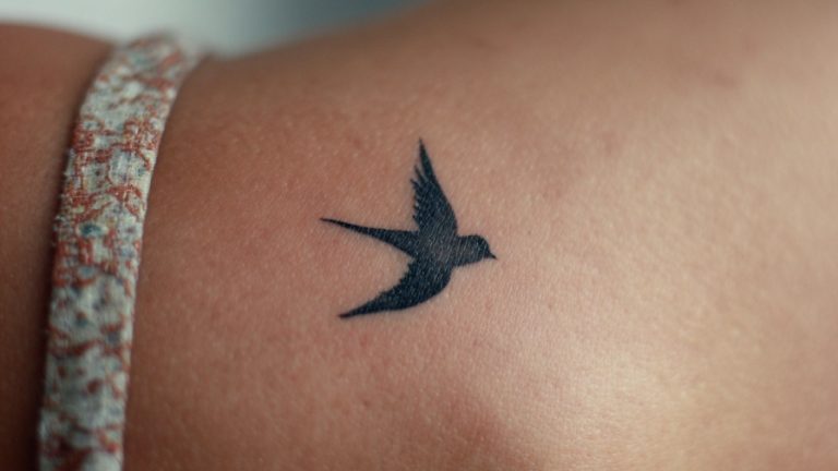 15 Fine Line Tattoos for the Modern Minimalist